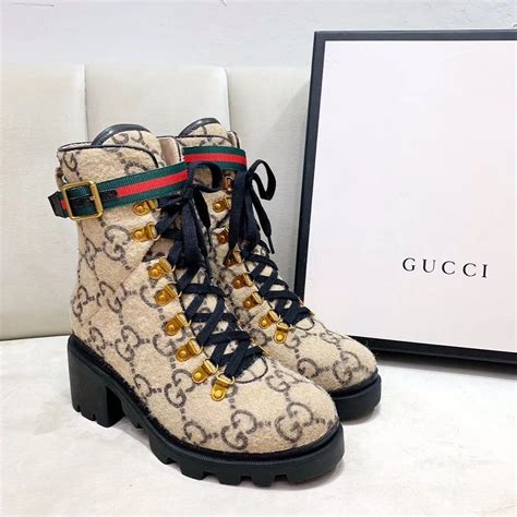 fausses bottes gucci|gucci shoes counterfeit.